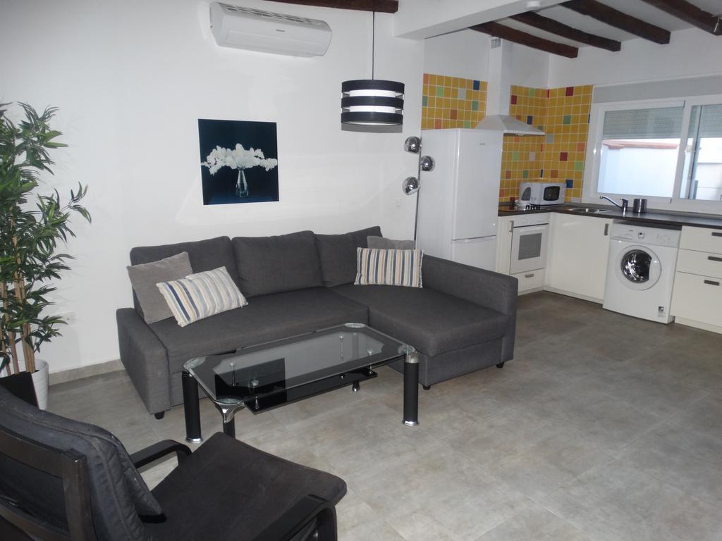 Apartamento - Nuño Gómez, 24 *