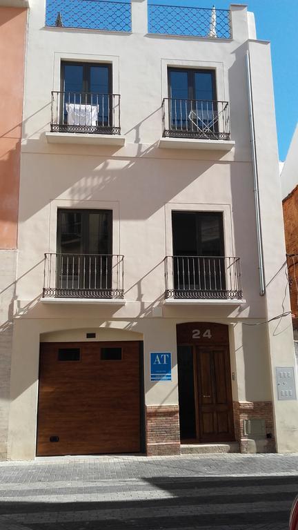 - Nuno Gomez, 24 Màlaga